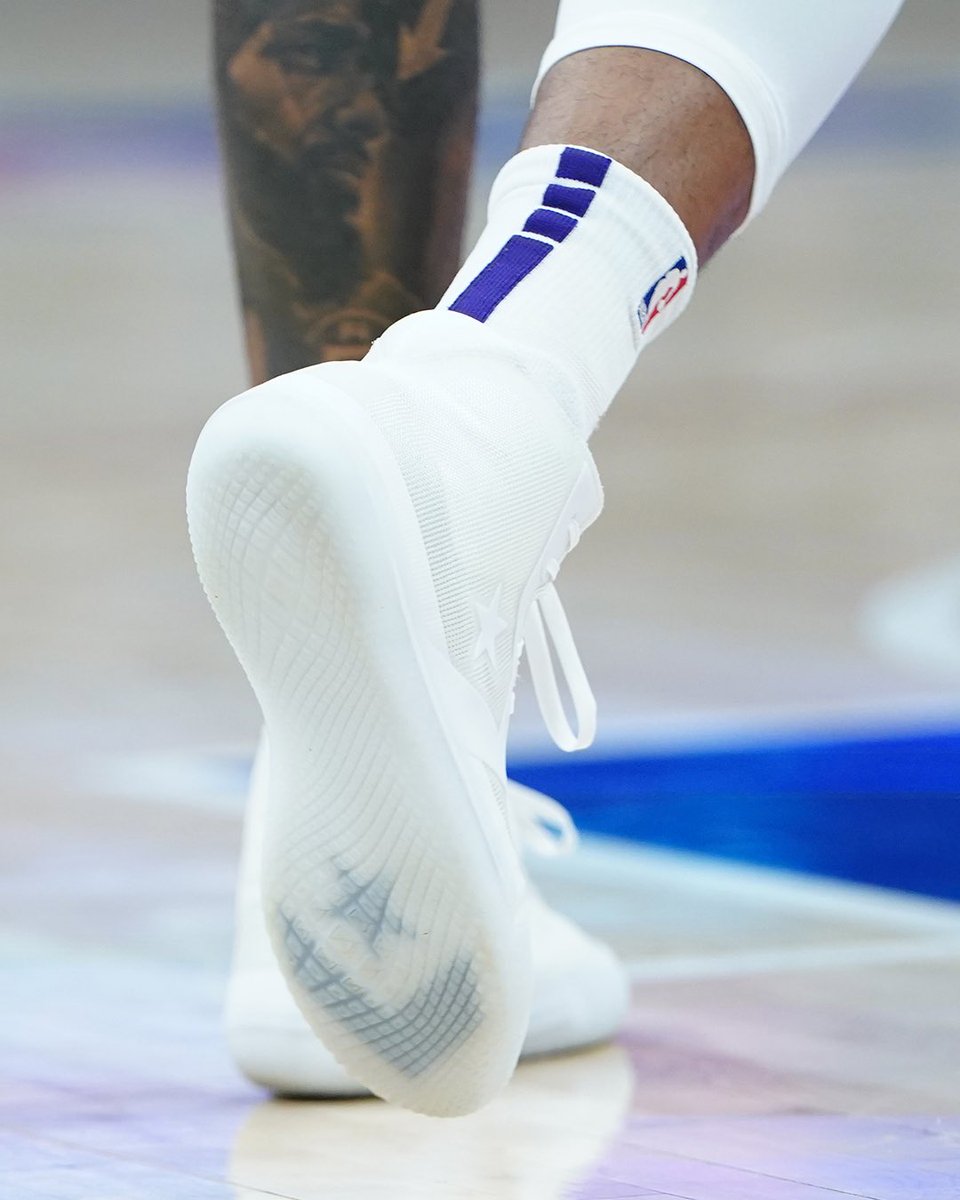 SLAMKicks's tweet photo. The Hendrix tattoo with the BB Pros. These could be the hardest sneaker flicks of the season. https://t.co/lZ4ikS9aum