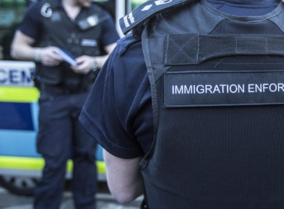 CommonsPAC's tweet photo. **Tomorrow** 0945 we question senior officials @ukhomeoffice on the long-delayed

#EmergencyServicesNetwork 

#Windrush 

#EnglishLanguageTesting &amp; 

#HomeOffice preparations for #EUExit

WATCH LIVE FROM 0945 📺👇🏽https://t.co/43LogrUXA2 https://t.co/VJGpAsk1Js