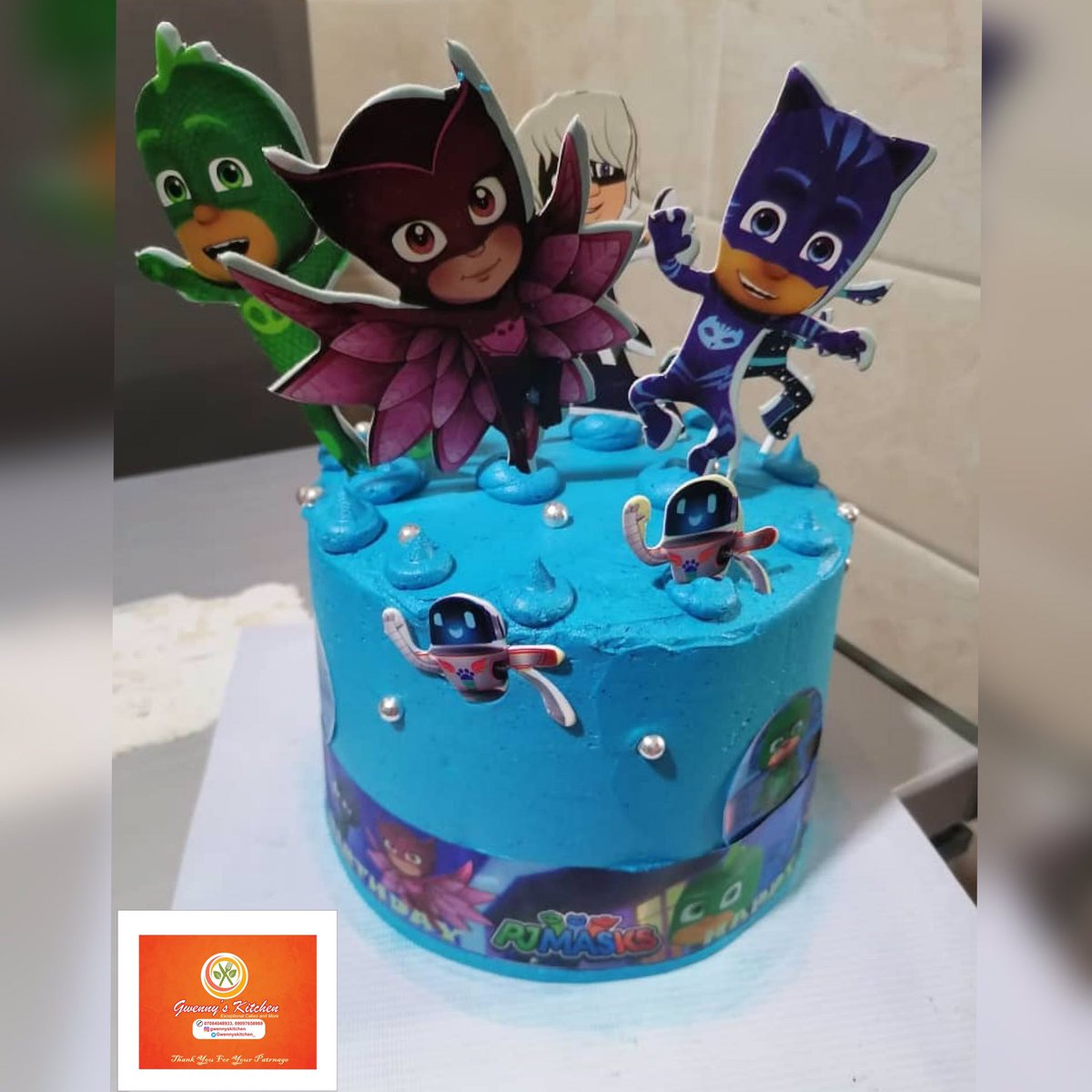 Gwennyskitchen's tweet photo. Pj mask themed 🎂 🎂 #Childrenscake https://t.co/nxHvaUCDJz
