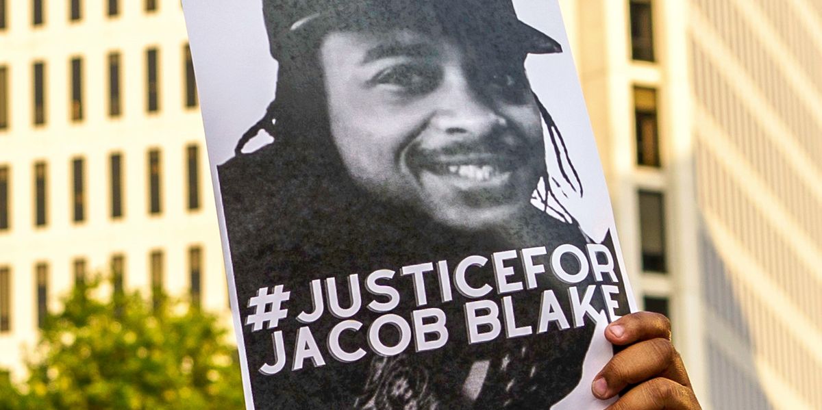 commitnews's tweet photo. #Getinformed on the latest updated in the #JacobBlake shooting. We've pulled some recent updates in the #Thread below👇  Commit via iOS "share to" menu and let the app keep track... https://t.co/zv5ReUJGKo