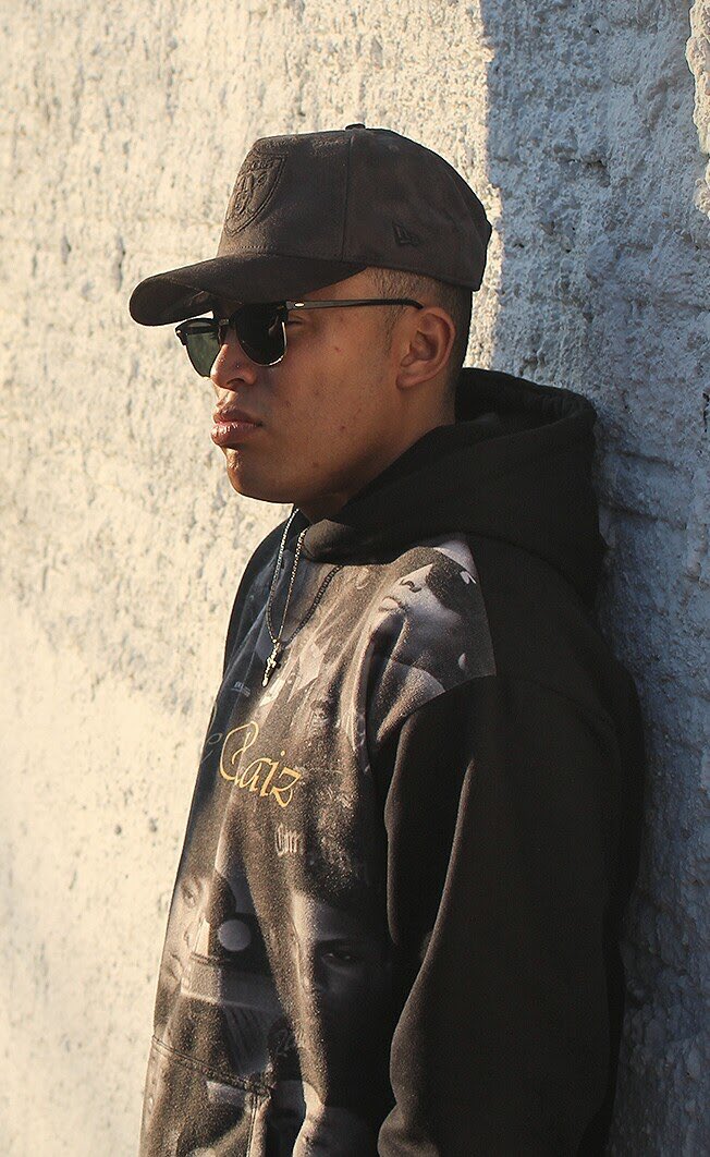 Amanhã as 20hrs preparamos um #tbtespecial 

Pra quem nos acompanha e conhece a música “Ainda Tá Longe” o clipe tá finalizado. 

Registrado em 2017/18, amanhã tá na rua na melhor forma.

<a href="/miroez/">miroez</a> <a href="/MDN_No_BEAT/">Negãozinho dos Beats</a>