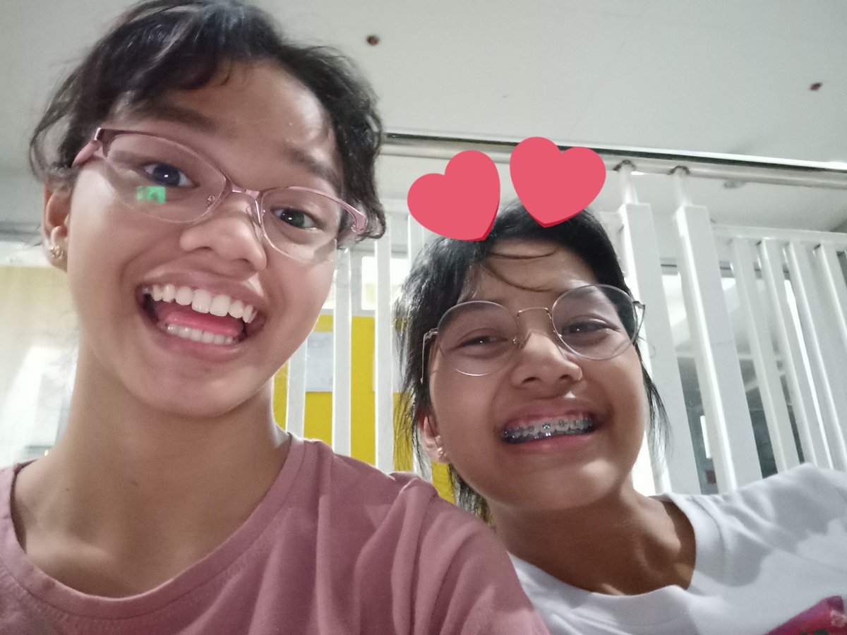potiyato's tweet photo. HAPPY BIRTHDAY TO MY OG BABY MWAMWAMWA I LOVE LOVE LOVE LOVE YOU SYBRENEEEE salamat sa pagsuporta sakin sa everything😤❤️ i miss youuuu !!!! @sabring_gabring https://t.co/ywGrzQARMh