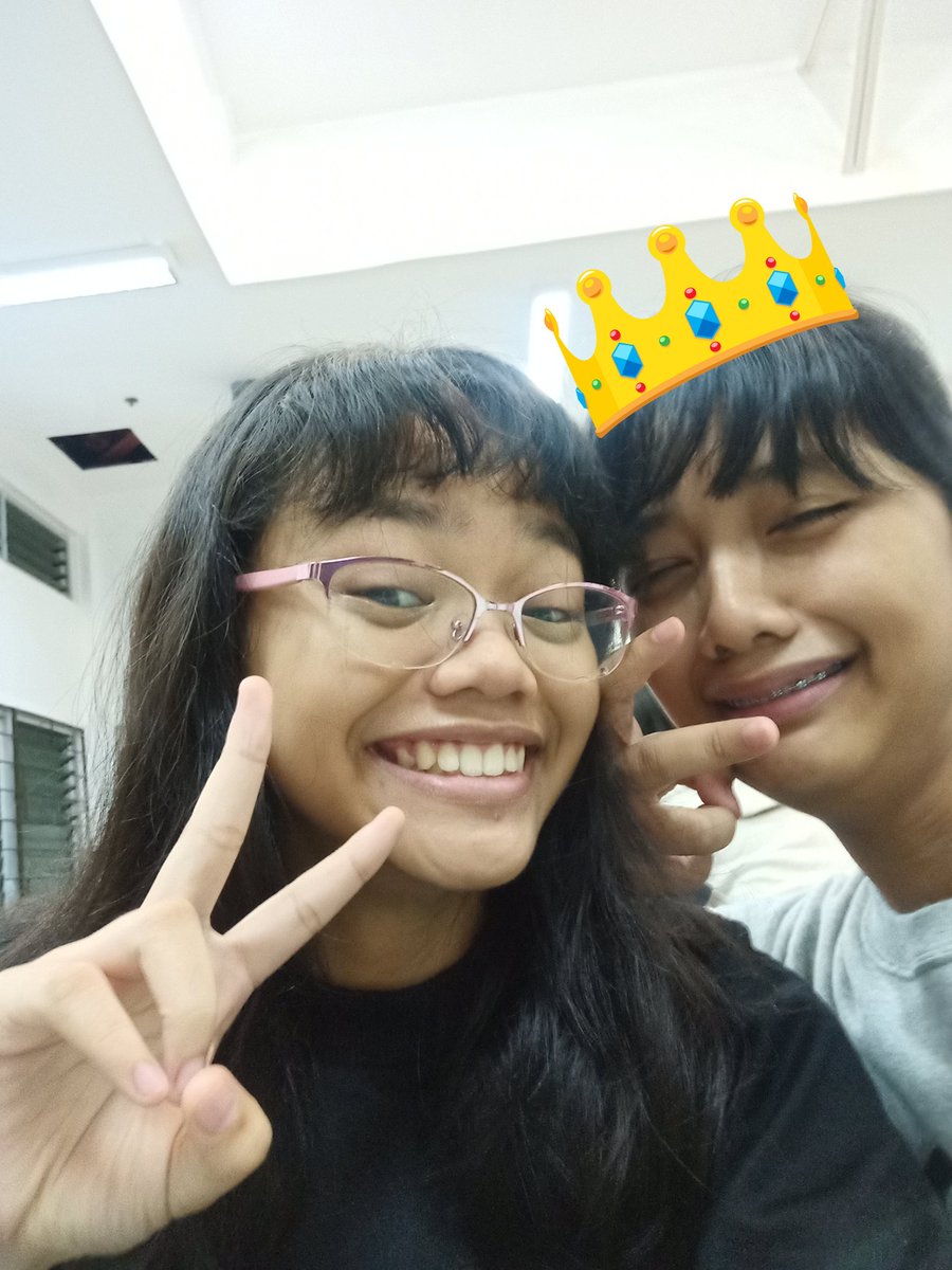 potiyato's tweet photo. HAPPY BIRTHDAY TO MY OG BABY MWAMWAMWA I LOVE LOVE LOVE LOVE YOU SYBRENEEEE salamat sa pagsuporta sakin sa everything😤❤️ i miss youuuu !!!! @sabring_gabring https://t.co/ywGrzQARMh