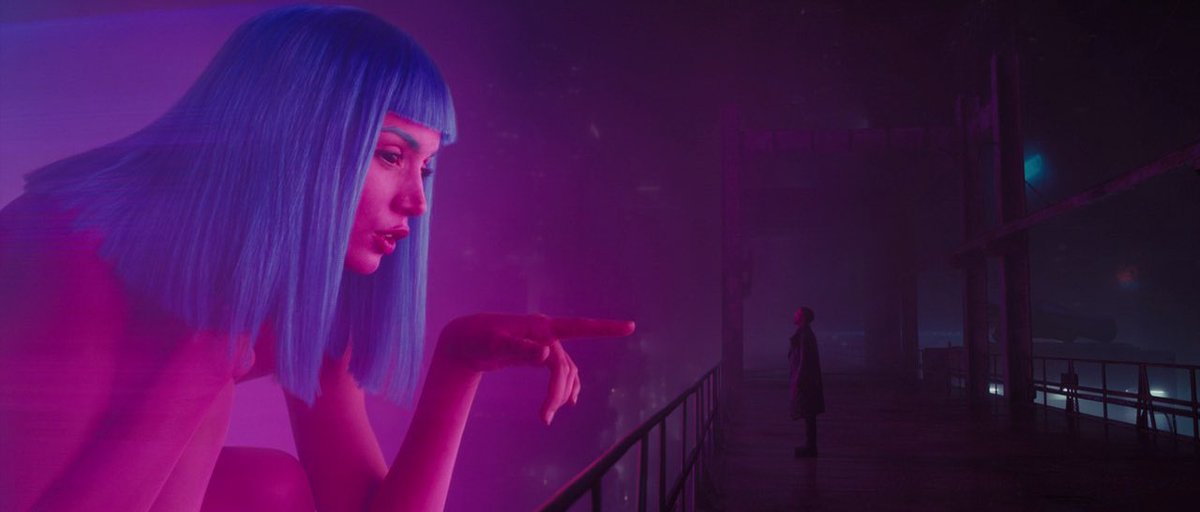ComiCorps's tweet photo. Sólo Denis Villeneuve #Dune https://t.co/o2VXuB1obU