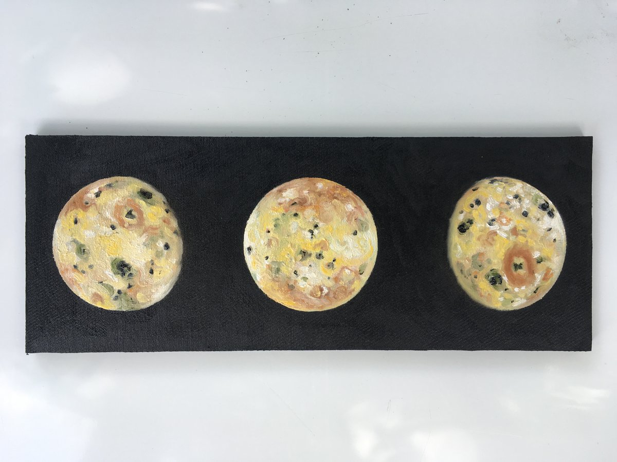 MarkBattyArt's tweet photo. PIGMENT TEST
Testing sulphur and orpiment oil paints I made for studies of Jupiter's volcanic moon Io.
The most active geological body in the solar system, volcanic plumes have been measured as high as 165km, which is roughly 18 times taller than Mount Everest! https://t.co/o6gzNzeEen