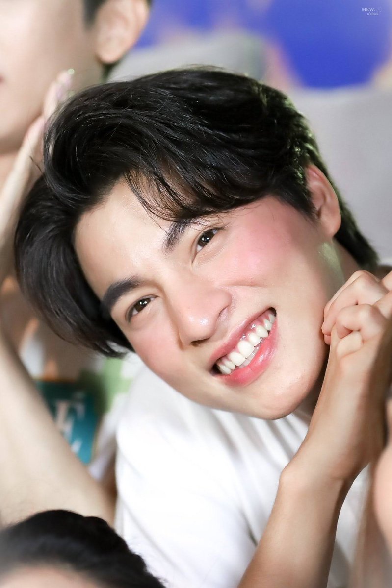 now when he smiles.....its safe to say there's no other word to describe him except beautiful. mew wasn't wrong about how he reminds him of a sunflower because when gulf smiles genuinely, his entire face lifts up like bread and everything about him (and the world) just softens.