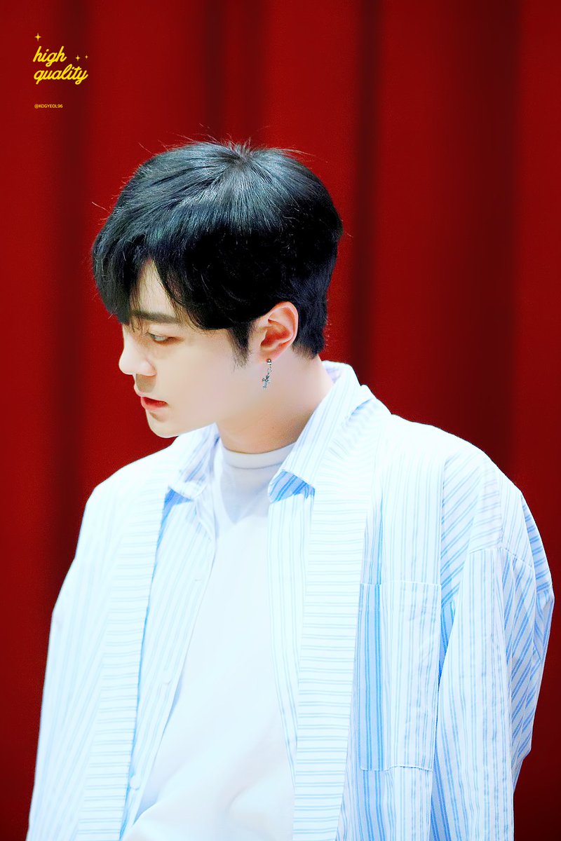KOGYEOL96's tweet photo. 다섯번째 함께한 가을🍂
앞으로도 계속 걸어가는 그길 응원할게, 축하해!
#업텐션 #UP10TION @UP10TION 
#라이트_업_업텐션_5주년
#UP10TION_5th_Anniversary https://t.co/keWypw4tmM
