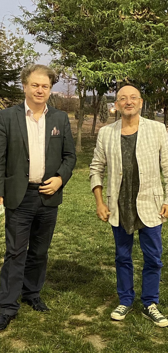 AskinCihat's tweet photo. MEHMET TANGÖR @brgltangor 

Sevgili dostum Mehmet ile seyahatteyiz. Dört şehir arası mekik dokumaya başlayacağız. #dörtşehir #fourcities 

#mehmettangör #cihataskin https://t.co/hJbIi6Kbed