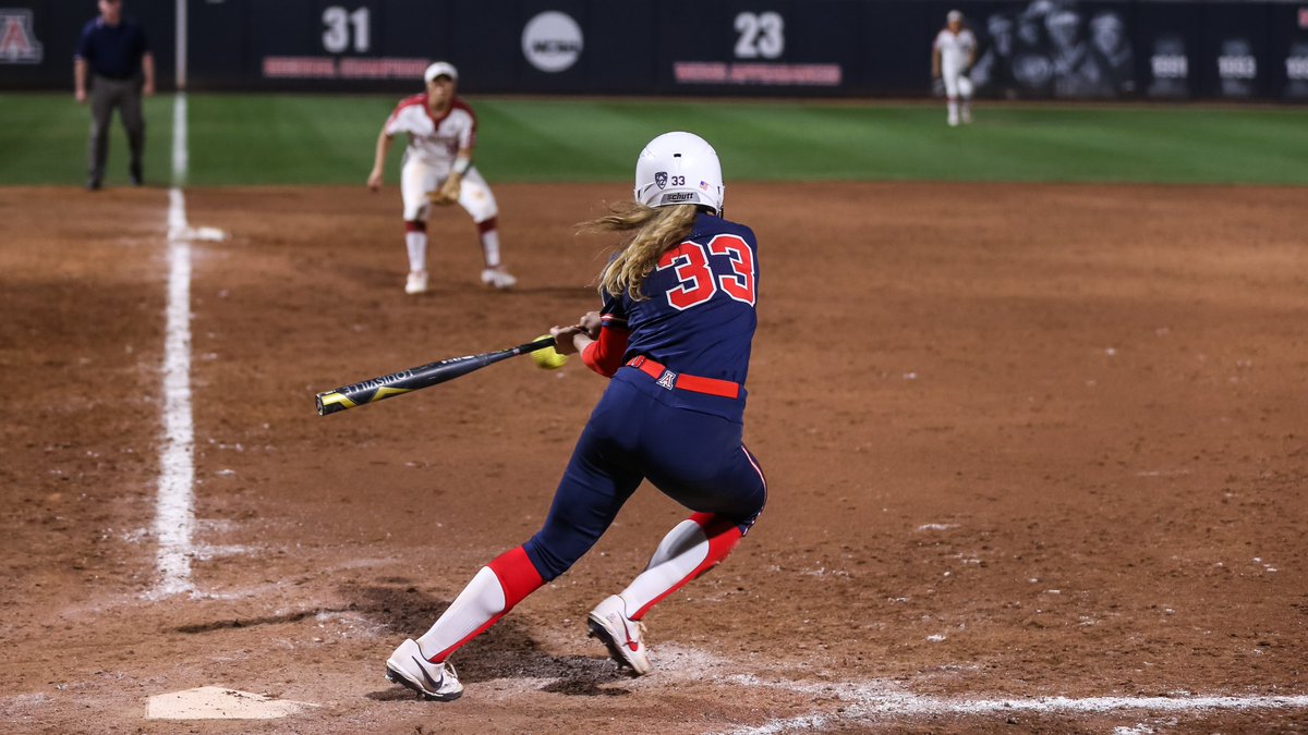 ArizonaSoftball's tweet image. 𝟐𝟎𝟐𝟎 𝐒𝐞𝐚𝐬𝐨𝐧 𝐒𝐧𝐚𝐩𝐬𝐡𝐨𝐭 » 𝐈𝐬𝐚𝐛𝐞𝐥𝐥𝐚 𝐃𝐚𝐲𝐭𝐨𝐧

• Led the team with 10 steals, the most by a UA freshman since 2012 despite the abbreviated season
• Was 1 of 4 players in the Pac-12 to steal 10+ bases without being caught
• Hit .302 with a homer vs. WMU