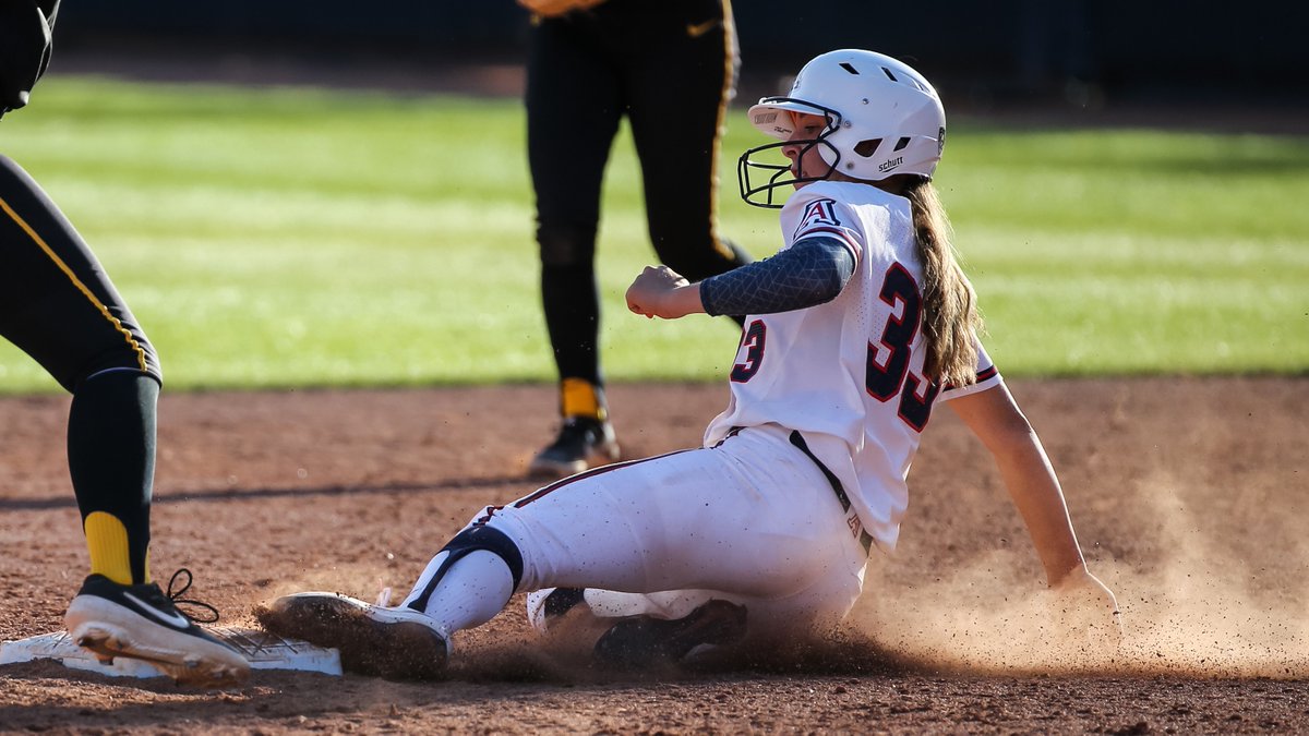 ArizonaSoftball's tweet image. 𝟐𝟎𝟐𝟎 𝐒𝐞𝐚𝐬𝐨𝐧 𝐒𝐧𝐚𝐩𝐬𝐡𝐨𝐭 » 𝐈𝐬𝐚𝐛𝐞𝐥𝐥𝐚 𝐃𝐚𝐲𝐭𝐨𝐧

• Led the team with 10 steals, the most by a UA freshman since 2012 despite the abbreviated season
• Was 1 of 4 players in the Pac-12 to steal 10+ bases without being caught
• Hit .302 with a homer vs. WMU