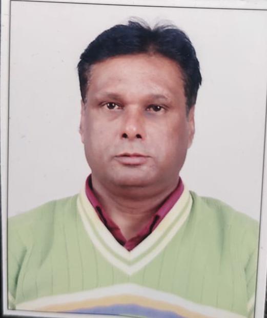 kumarmanoj8889's tweet photo. रेल प्रशासन की लापरवाही से 9Sep20 को गार्ड श्री मोहम्मद शरीफ ID-MB7764 का SRE से RAC तक लंबी ड्यूटी 16:25 घंटे होने पर बार-2तबियत खराब की बात कंट्रोल को बताने के बाद भी अपने HQ-MB पर रिलीफ न देने के कारण हार्ट अटैक से देहांत हो गया जिसका गार्डो मे रोष है
@drm_moradabad
@GM_NRly https://t.co/L8Ylmbvp3A