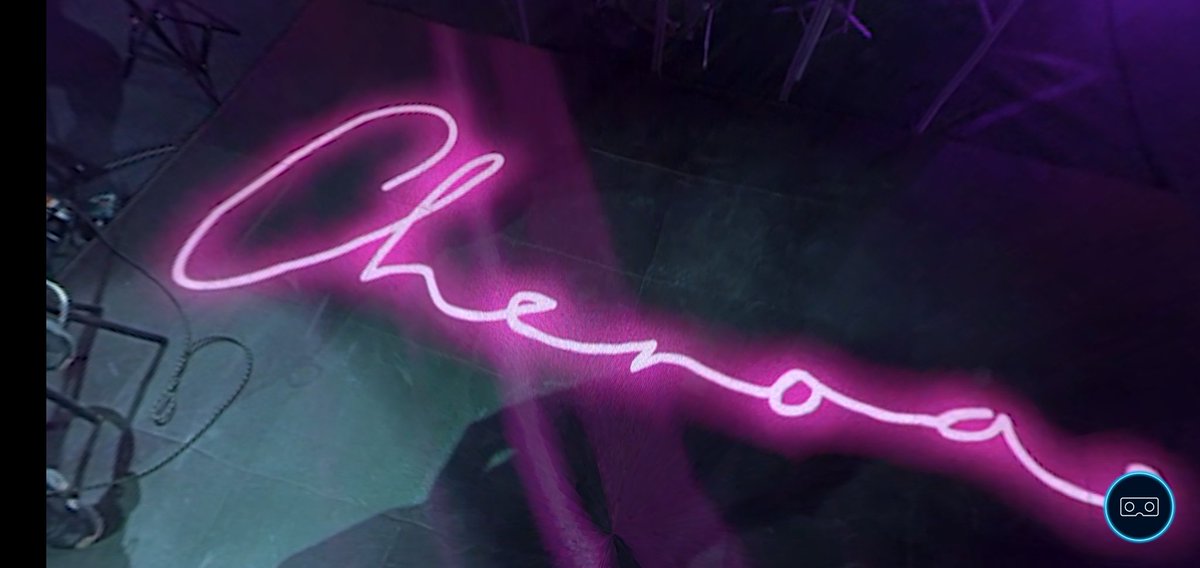 El @thedreamvr es donde te demuestran que <a href="/Chenoa/">Chenoa</a> sigue siendo única sobre el escenario y que no para quieta 😃 no dudéis en disfrutarla