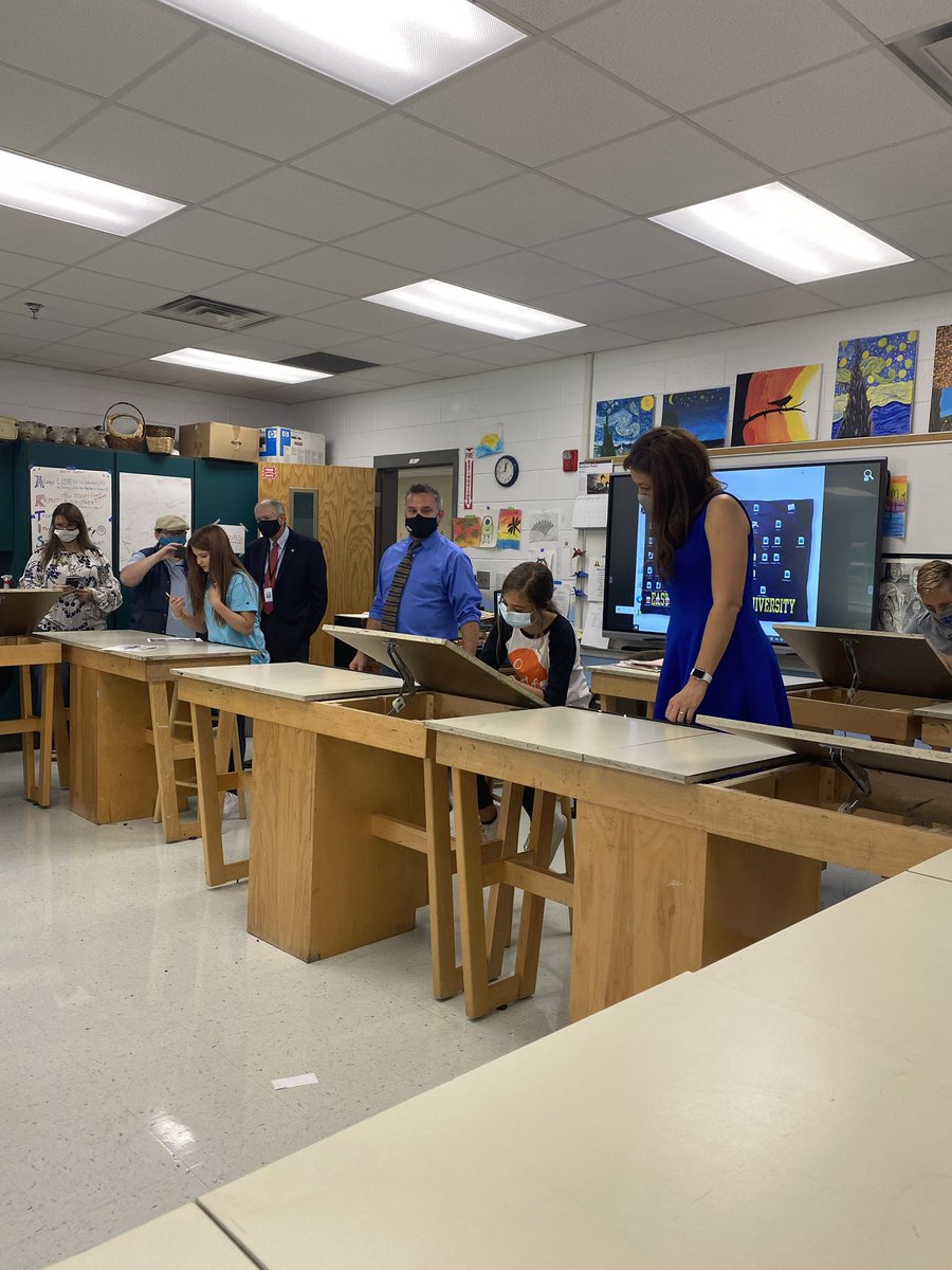 SchwinnTeach's tweet photo. Great visit to Campbell County schools! Such hard work paying off with strong lesson preparation and procedures for supporting all learners  in all settings. Thank you Board Member Eby for joining! @CampbellPublic   @Jenn_Fields1 @DaleLynchTOSS @TN_SBE https://t.co/yxkhSJvSOf