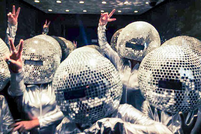 shamerecords's tweet photo. It almost seems like a distant dream when we can dance again! 🕺
If you had the chance to relive one party over again what would yours be?
#shamerecords #shame #disco #recordlabel #label #party #festival #mistersledge #discoball #discotheque #glitterball #housemusic #dj https://t.co/ZrI97fyO80