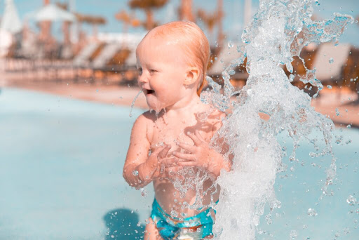 FosterAngels's tweet photo. Protecting Babies and Young Children from Extreme Heat: Information for Parents⁣ ☀️😎
⁣
👉Follow this link to learn more: https://t.co/Pm8t3lFqwv https://t.co/xc1vje2OLi