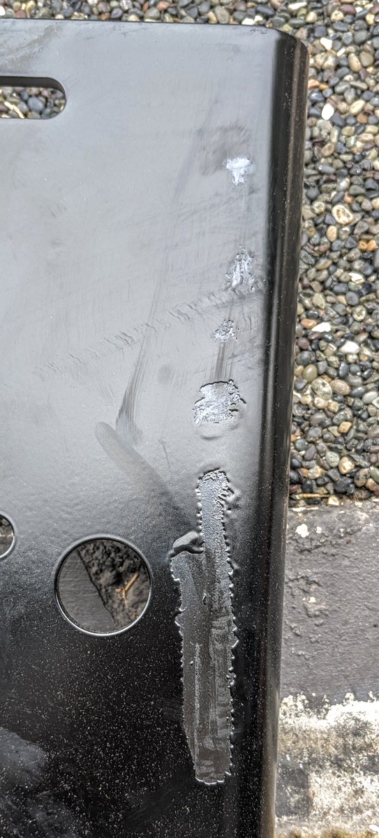 Harrij4's tweet photo. @DrawTiteHitches Do you have quality control at all?  Massive surface contamination during powder coating. https://t.co/OzbrtYaEBS