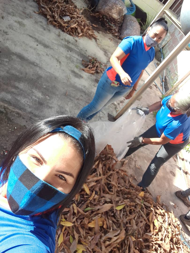 #09deSEPT Jornada de Mantenimiento voluntario en el PENB JOSÉ ANTONIO MAITIN, tomando las medidas de bio-seguridad.#6DVenezuelaElige <a href="/MarcoTorresPSUV/">Rodolfo Marco Torres</a> <a href="/Marbellaluque/">Marbella Luque</a>        <a href="/NicolasMaduro/">Nicolás Maduro</a> <a href="/aristobulopsuv/">Aristobulo Isturiz</a> @MPPEDUCACION <a href="/CRIFPMA/">CRIFPMA</a>