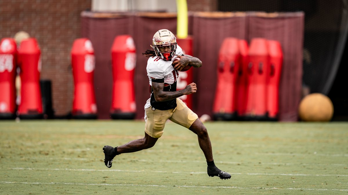 osfsu's tweet photo. "I want to be with my team and I want to be with my coach and play football. This is what I want to do and I feel safe here and I’m ready to play ball.”

#FSU receiver Warren Thompson moving on from controversial COVID-19 comments. https://t.co/RxOfZGfPKA https://t.co/pKBHILe06F