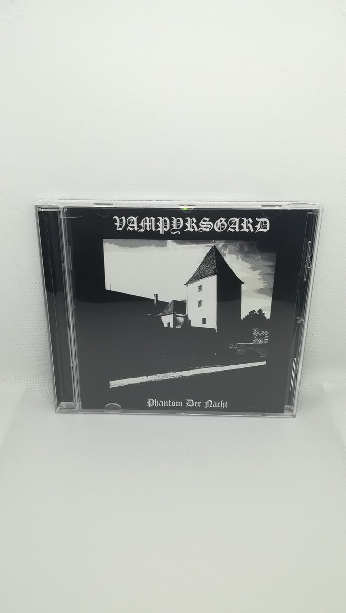 WarProd's tweet photo. #Vampysgard 🇪🇸 "Total Madness Reigns" ⁠
5€+🚚⁠ ⁠
⁠
The only release from this Catalan band.
⁠
Released by #NegraNitDistro and #TheHorrorDimension
⁠
⁠#WarProductions #SupportTheUnderground #Mailorder #BlackMetalCD #BlackMetal #CatalanBlackMetal https://t.co/1NiKtyvqzC https://t.co/uCDcdfDHC1