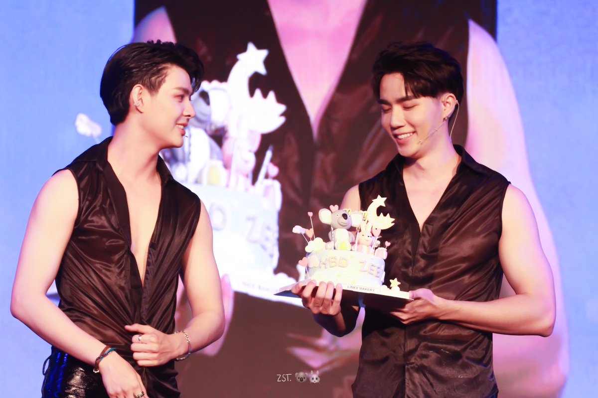 zeesup's tweet photo. #HappyZeePrukDay 

                             🎂🐨

                มีความสุขมากๆนะ 💙❤️ https://t.co/LY1dkNxKMz