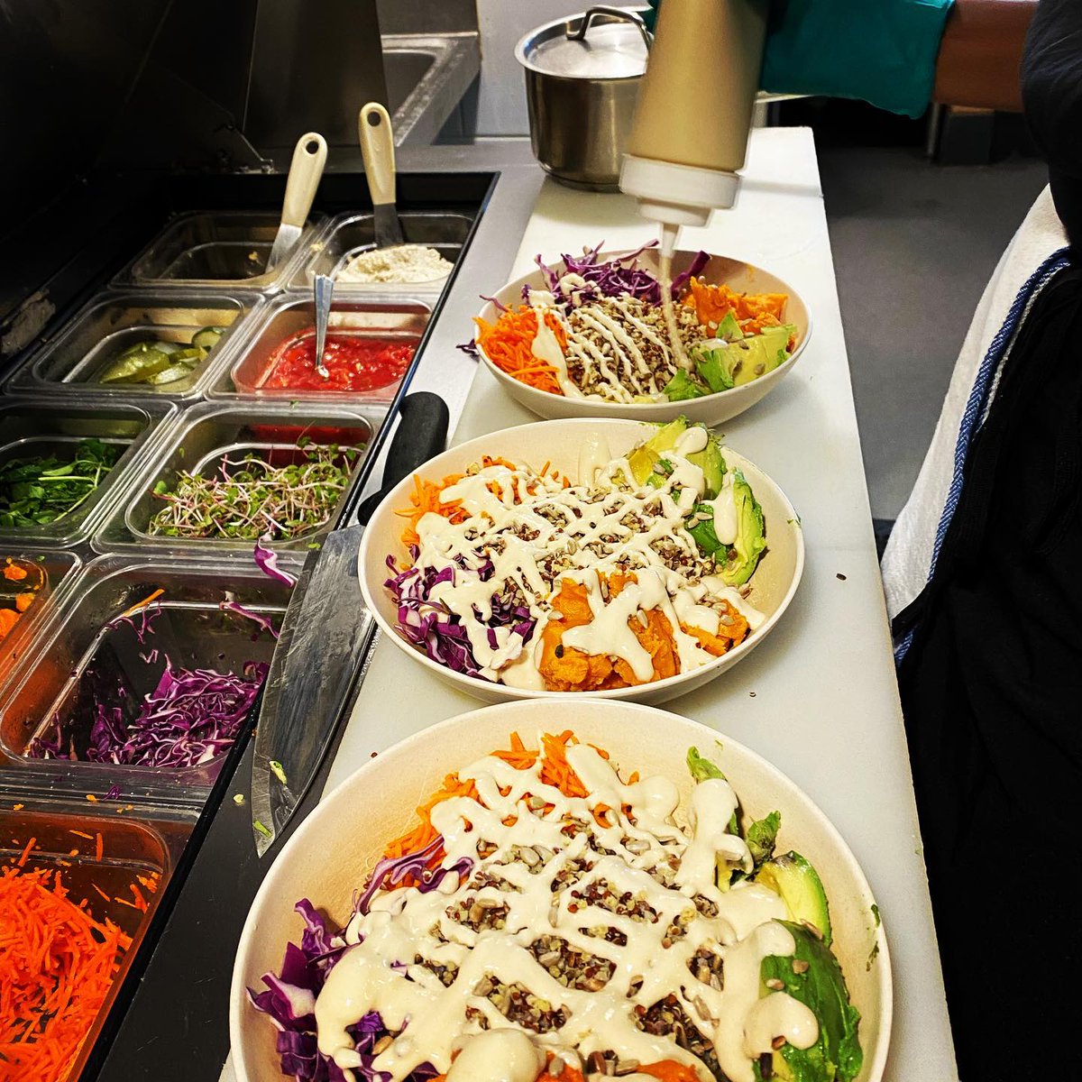 LaurieGershgorn's tweet photo. Our #PEACE BOWLS!
A best seller!
#Vegan #organic #glutenfree
#healthy #delicious!
Order online:
https://t.co/lWIo858Ri8
Dine in or take out.
GOOD CHOICE KITCHEN
147 Main Street
#Ossining #WestchesterNY
914-266-3003
Mon-Sat 10am-5pm
A good choice #inOssining!
#WestchesterEats https://t.co/M2mhnQVKBF