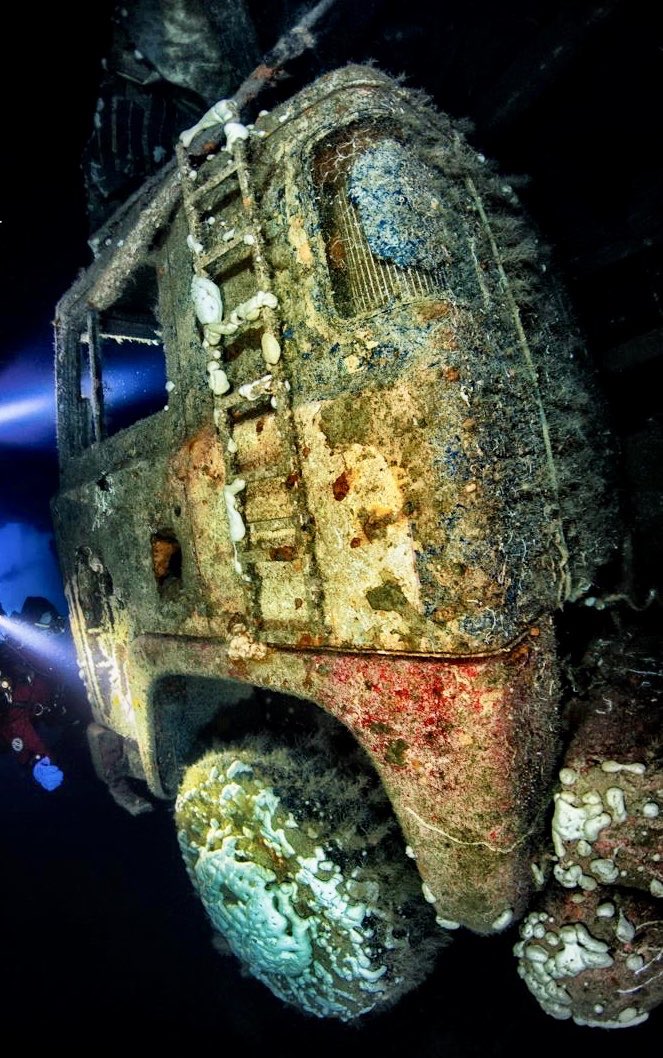 P9103340's tweet image. The Swedish ferry, Zenobia, sank on her maiden voyage to Cyprus in June 1980, fully loaded with 104 trailers and trucks, just 1.5 km from the coast, off Larnaka's fishing harbour, due to the failure of the pump system, fortunately there were no casualties. (nmp)