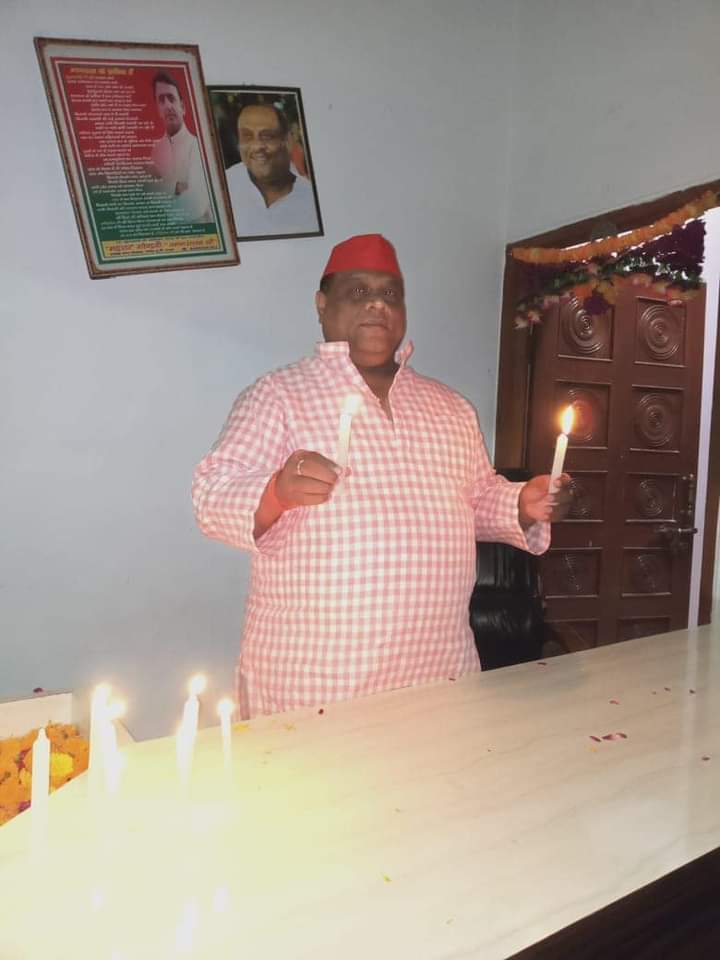 मा. अखिलेश यादव जी राष्ट्रीय अध्यक्ष के आह्वान का पालन करते हुए!
जय अखिलेश जी
जय समाजवाद
<a href="/yadavakhilesh/">Akhilesh Yadav</a> <a href="/samajwadiparty/">Samajwadi Party</a> <a href="/proframgopalya1/">Prof. Ram Gopal Yadav</a> <a href="/dimpleyadav/">Dimple Yadav</a> <a href="/NareshUttamSP/">Naresh Uttam Patel (#मैं_PDA_परिवार_से_हूं)</a>