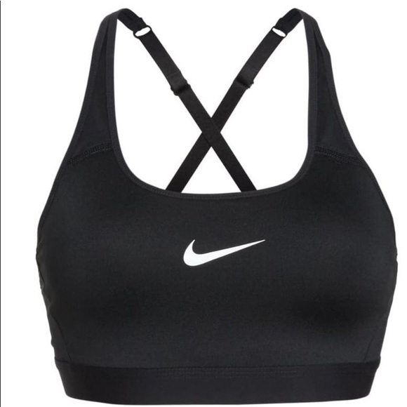 NanikiPosher's tweet photo. So good I had to share! Check out all the items I'm loving on @Poshmarkapp #poshmark #fashion #style #shopmycloset #nike #cccalifornia #express: https://t.co/bHC5ttOMBQ https://t.co/6U26c7Gp7H