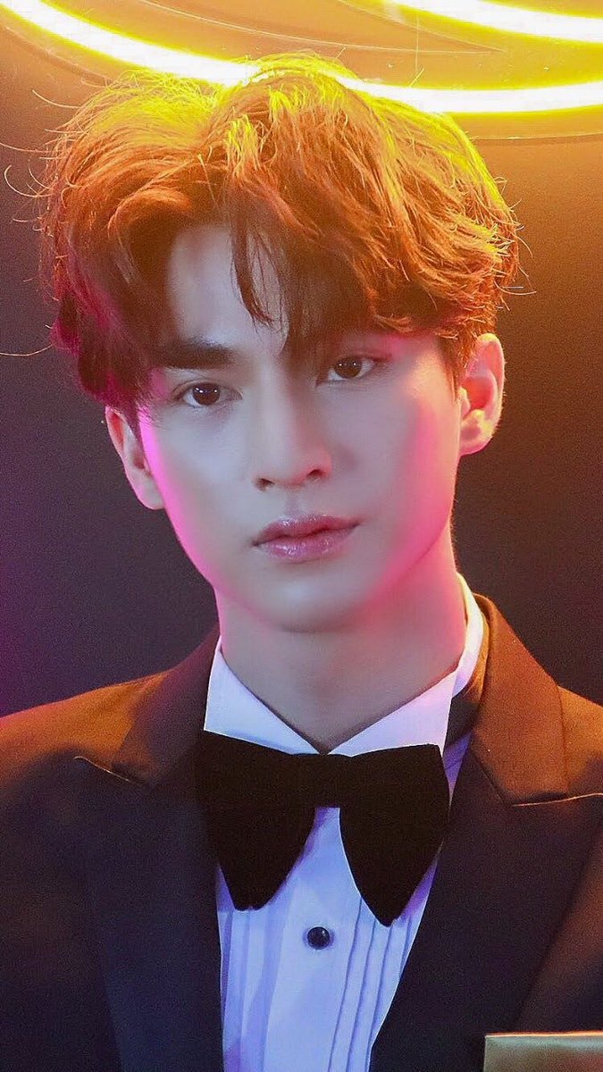 we all know mew softened him up and made him more feminine like in different sspects and allowed him to embrace just being himself w/o the toxic masculinity mindset, and that only adds to what makes him attractive- its the tenderness infused with his masculinity