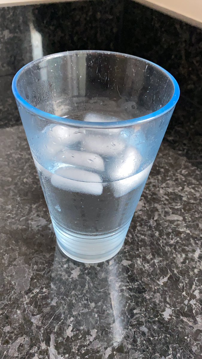 Being greeted by my daughter with a glass of iced water as I walk in, after a 1 hour and 20 minute cycle home from work 🙏🏻 thank you 😍😍#priceless