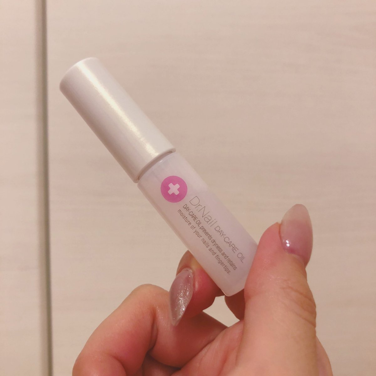 おブスちゃん 深爪 ドクターネイルのデイケアオイル 最近また保湿はじめました 1日2回のアンティセプトに加えて1日だいたい4回ぐらいこちらのオイルは塗ってます 2ヶ月後に私情により一瞬だけ自爪生活なので けどネイルベッドの