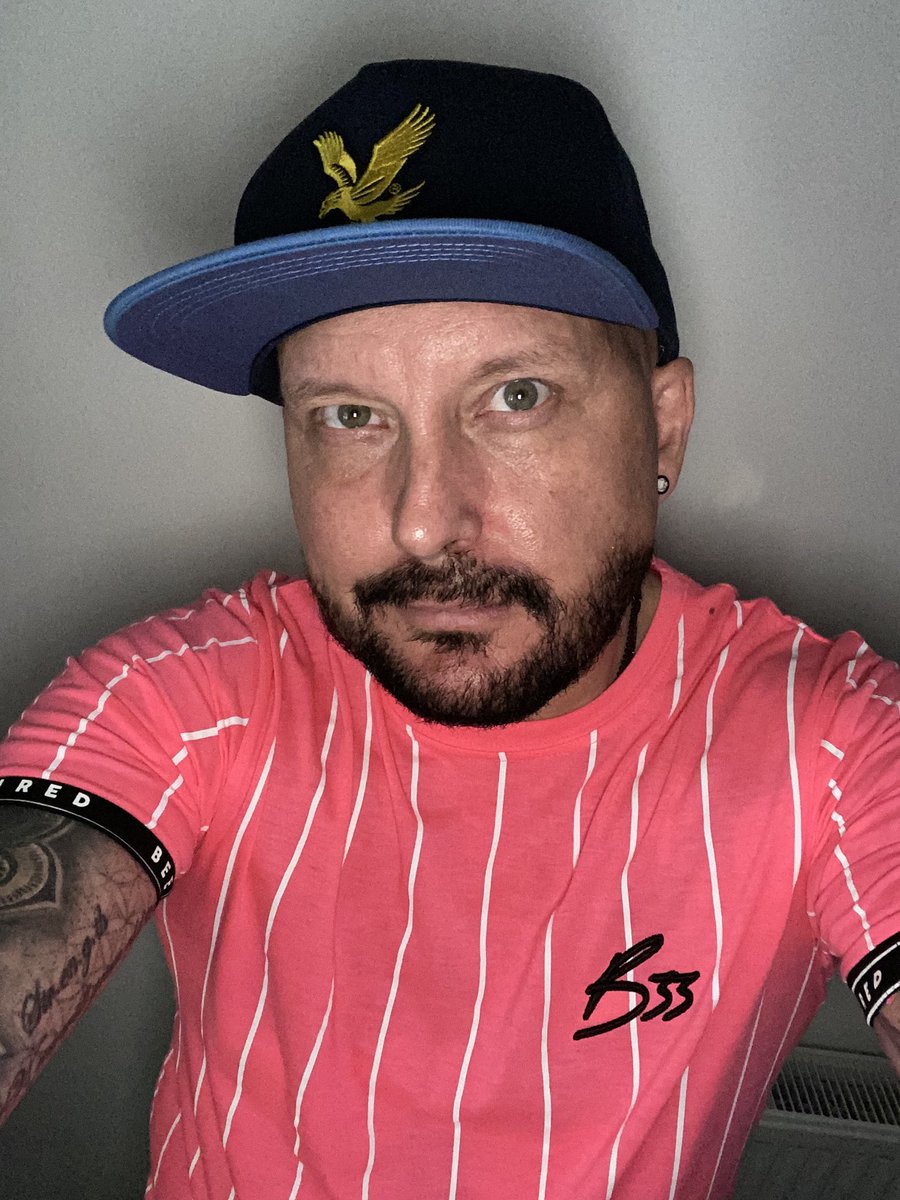 97merseyside's tweet photo. Sup fuckers 

#MidweekSelfie https://t.co/wPkcrdQpv7