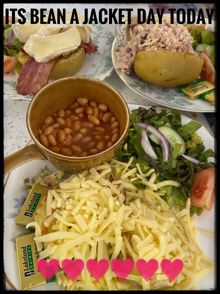 BusStopCafe1's tweet photo. 💛💛🚌🚌 ⁦@VisitIOW⁩  ⁦@DailyIOW⁩ ⁦@IOWinfo⁩ https://t.co/pY882J0ATl