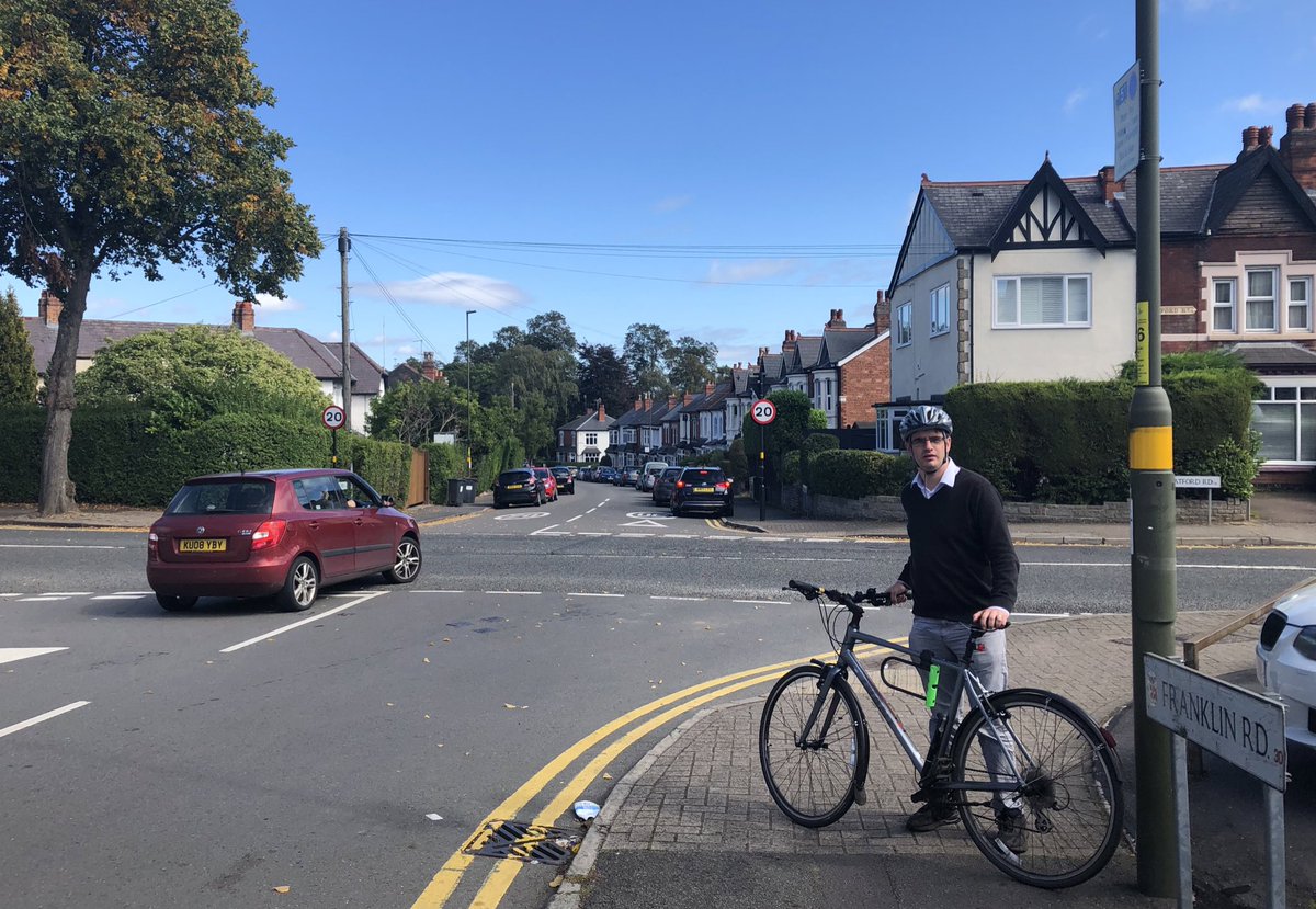 fredgrindrod's tweet photo. Great discussion with Tim from @SustransWMids this afternoon about the #LowTrafficNeighbourhoods proposals in #Bournville #Cotteridge - I welcome the proposed changes to #FranklinRoad and #OakTreeLane 1/2 https://t.co/9l7eMgbvoV