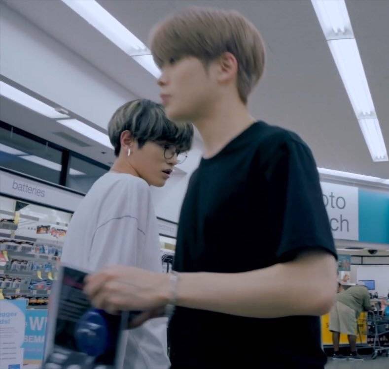 jaeyonghourly's tweet photo. #JAEYONG #재용 #재툥 https://t.co/iiQJYzBAdp