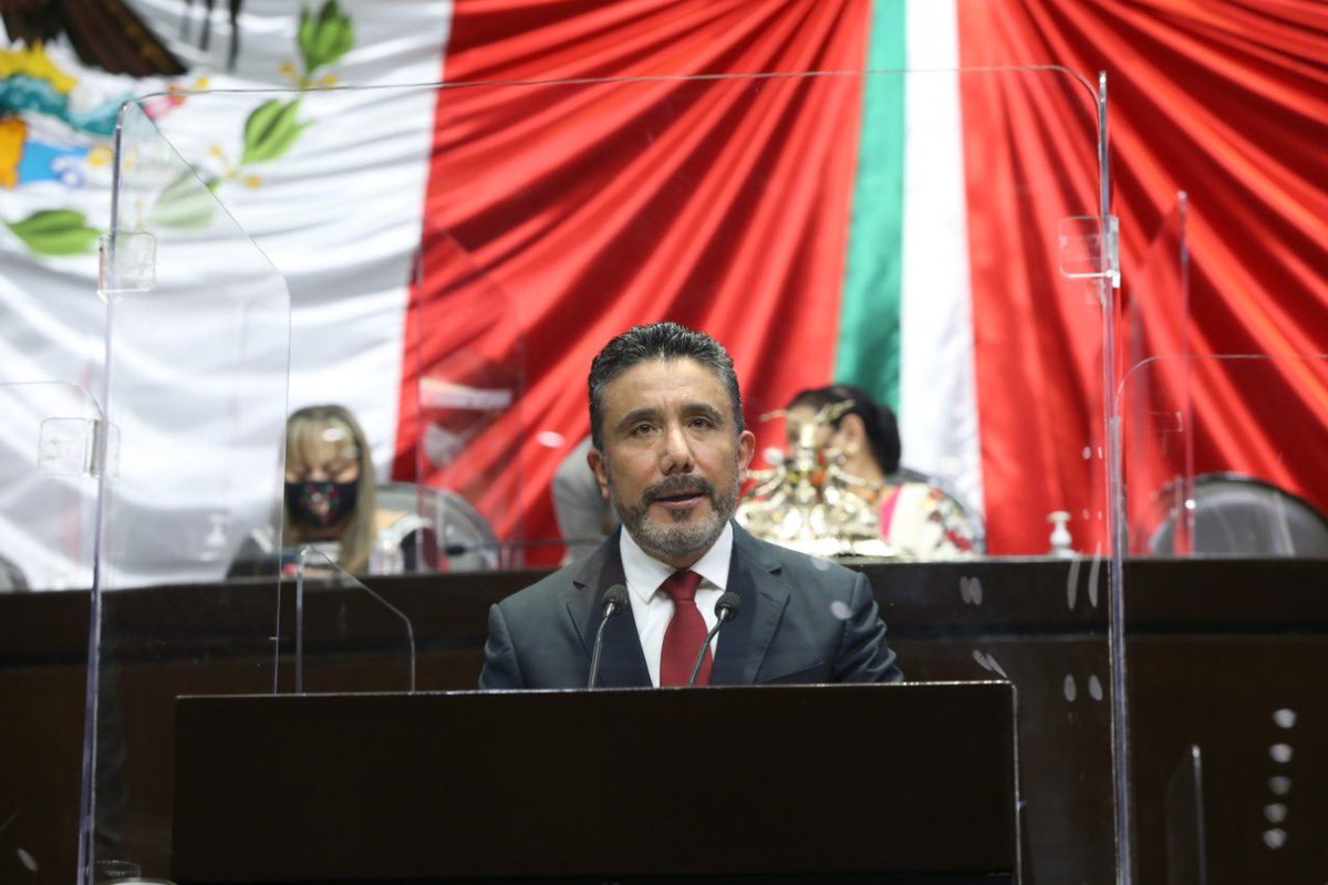 cruz_roa's tweet photo. Desde la tribuna de la @Mx_diputados, en el marco del 2o informe del Gobierno de México y a nombre del @GPPRIDiputados, refrendamos la voluntad de sumar como oposición que construye, no que destruye. #PorMéxico 🇲🇽 https://t.co/17O7OThRgQ