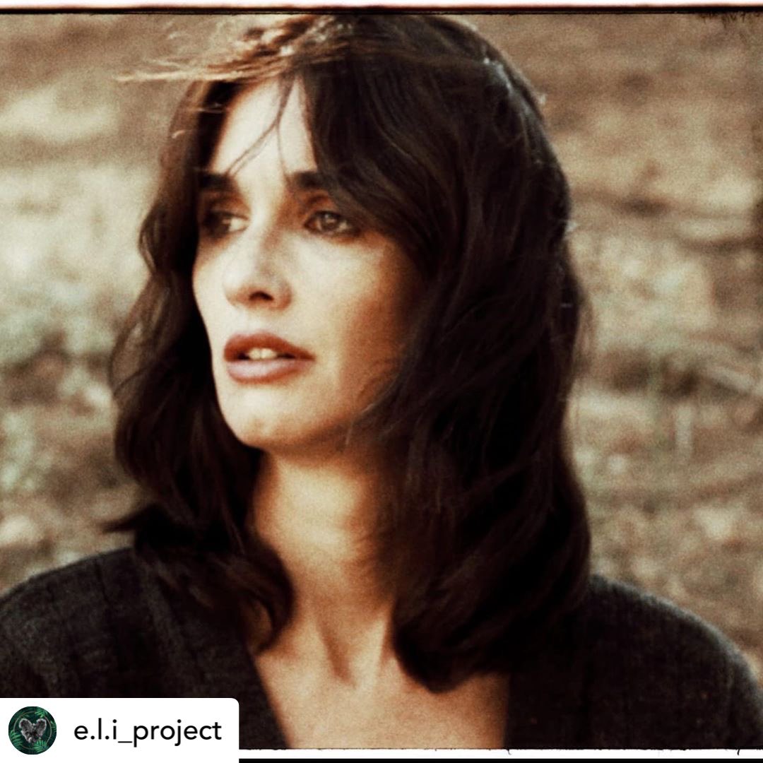 SensiNuevo's tweet photo. Muy contenta de aportar mi granito de arena y participar como D.O.P. (Directora de Fotografía) en el documental E.L.I., dirigido y producido por Gabriel Beristain (@Saccoyvanzetti), junto a @mariela_garriga 
Un placer rodar contigo esta pieza @pazvegaofficial 🎬🎬 https://t.co/wNm5Gf8nAk