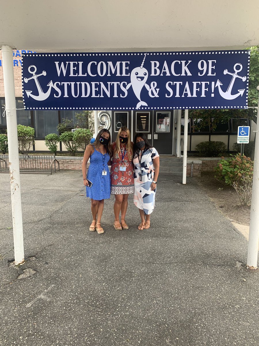 MissRinck's tweet photo. Back & better than ever🤩 No words to express how happy we are to be back at school together💙⚓️🌟 #SailorStrong #9wE @School9E @jshuldiner @aileencarey9e @jenmcgrath9 @Miss_Lundd https://t.co/ymjb3noHn8