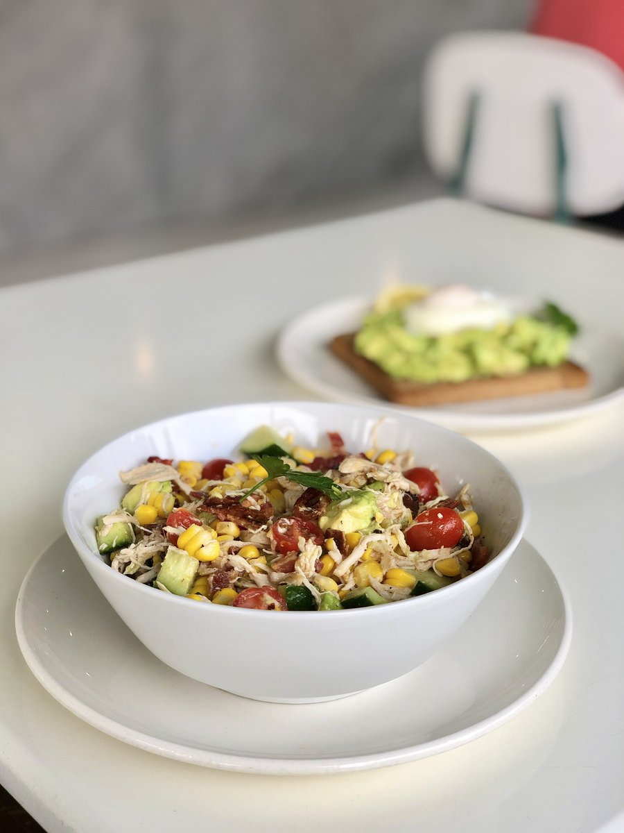 BloomCoffeeZA's tweet photo. Introducing our new chicken and sweetcorn salad ✨. With juicy tomatoes, crunchy cucumber and crispy bacon, we dare you to find a better Spring salad! #BloomCoffeeZA #CoffeeWorkGrow https://t.co/nAPgXWUc6C
