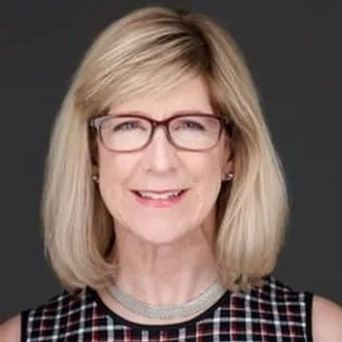 Need help keeping your career goals on track? Our member <a href="/AllStarKimberly/">Kimberly Roush</a> shares her expertise with a few tips on how to put your best foot forward despite working in a remote world. via <a href="/virginianpilot/">The Virginian-Pilot</a>

bit.ly/2GLETR9 

#leadership #careeradvice #executivecoaching