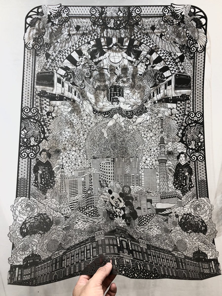 切り絵は持てる絵画でもあります。

#切り絵 #papercuttingart 