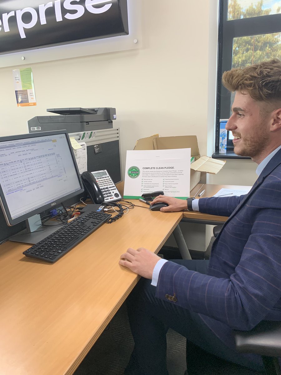 CJ_Archibald's tweet photo. WHAT A DAY! Could not be more impressed with this absolute superstar โญ๏ธ @Jak_ERAC first day running the show and absolutely smashed it. THIS GUY JUST RAN A 200 CAR BRANCH!! #OperatingWizard https://t.co/EyfAK5RnJ7