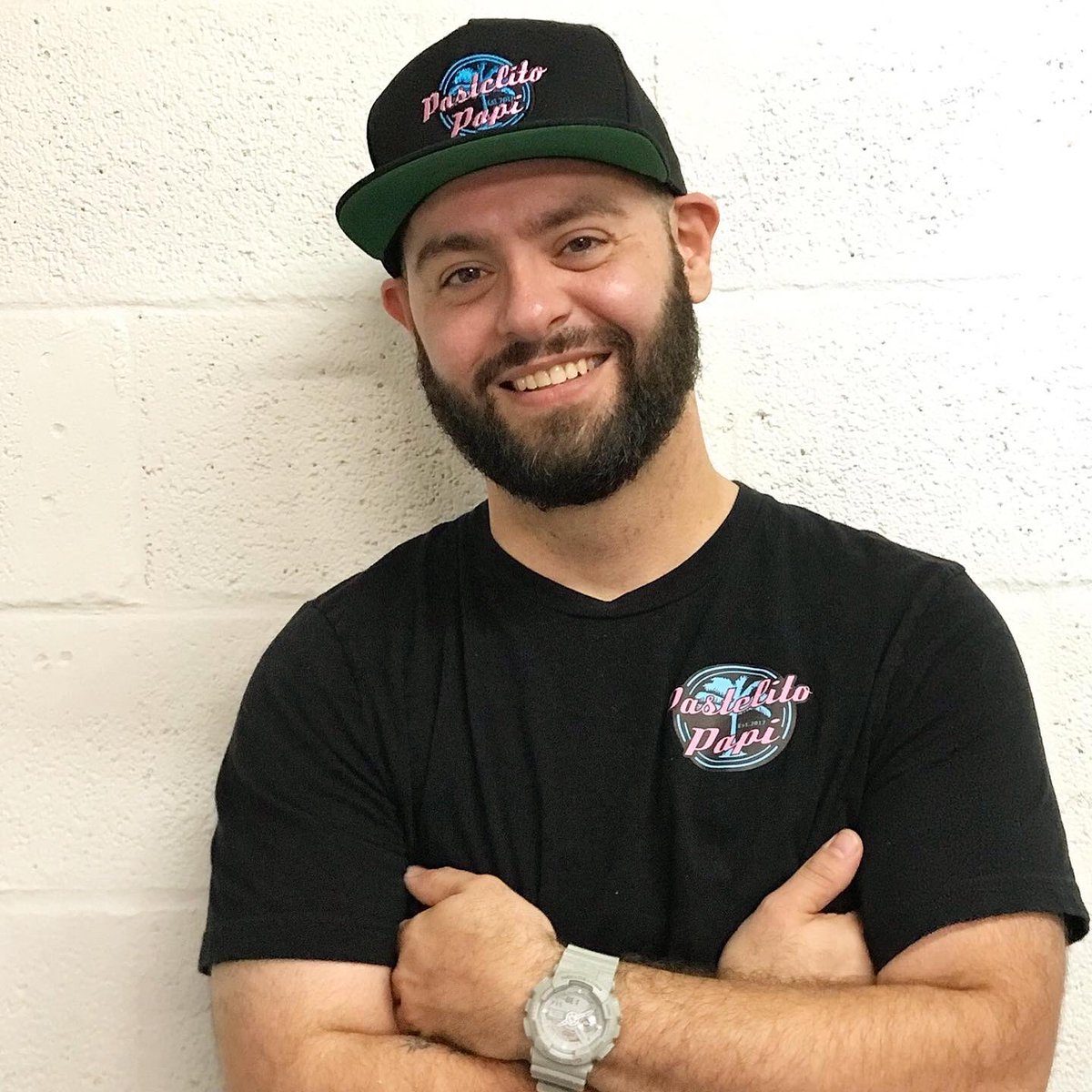mmtakemiami's tweet photo. Today in the #ChefsCorner, we’re with Chef Giovanni Fesser... but you probably know him as #PastelitoPapi. 👨🏻🍳 Read to learn what makes the perfect #pastelito, where to find some of his OG favorites, and what’s next for @Chugsdiner. 😋😋😋 #mmtm #pastelitos https://t.co/u29ITjVpLA https://t.co/fBScgWRQ5R