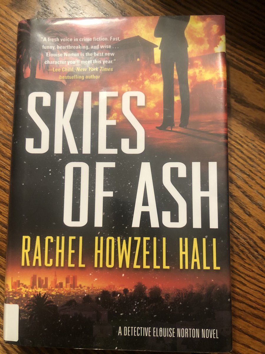 DuffNation_edu's tweet photo. I love love love Detective Elouise Norton. Couldn’t put this down, just like Book 1. Highly recommend for all who like crime solving stuff. #book52 #Barrington220Reads ❤️📚 https://t.co/ppmKDxXRBq