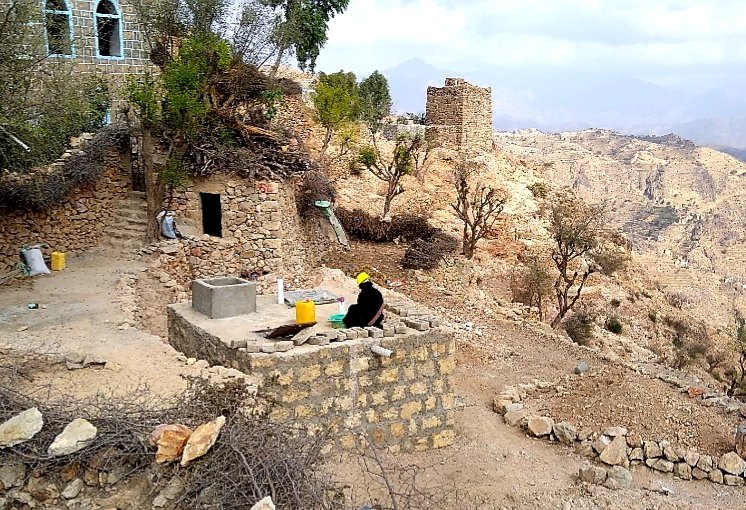 SFDYemen's tweet photo. Our #Developmet_prospective to serve Yemenis allows us to target them as a productive #Human_Capital not as inactive recipients of aid. These activities rely on #Community_Participation in terms of planning insight and workforce #Yemen
@WorldBankMENA @DFID_UK @KfW_int @UNDPYemen https://t.co/xtvMqnmTMQ