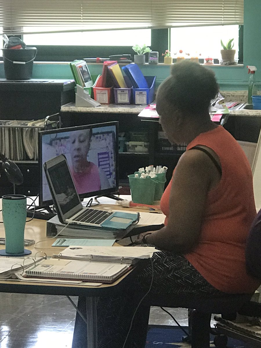 Goodenews757's tweet photo. TopCat teachers in action on day 2! @tuckercapps113 @HamptonCSchools https://t.co/EmbmtOfJic