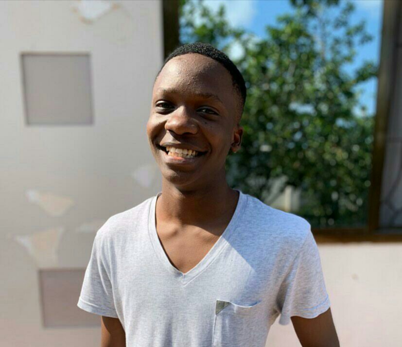 henry_sebz's tweet photo. Na mimi nafuata nyayo za @Arturygagu 😂😂#SmileThread😀 https://t.co/gXWC6QJ9tm