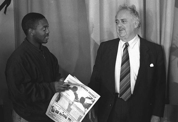 valavoosh's tweet photo. George Bizos has passed away. He represented the Hani and Biko families during the TRC hearings in 1996 and 1997. First frame he's with Steve Biko's son Nkosinathi and in the second with Mam' Limpho Hani, Mam' Nomzamo, and Zindzi Mandela.
📸: Onyx Media Archives. https://t.co/csIoL0HnDj