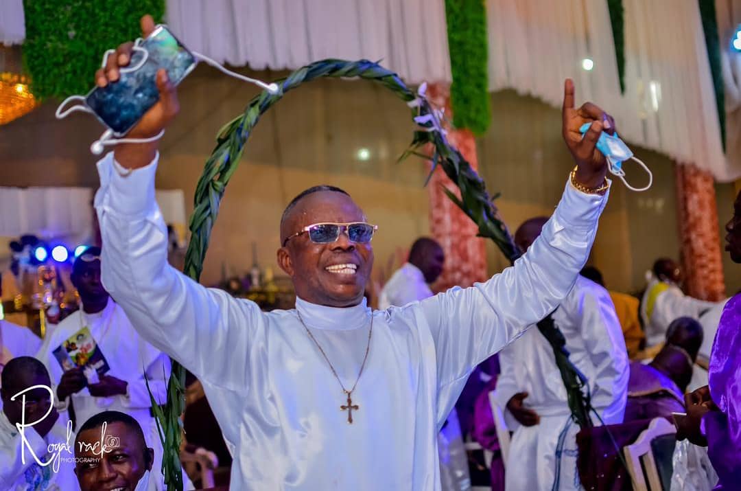 CelestialVisio4's tweet photo. Moment's from CCC Army Barracks Road, Mokola Ibadan 49th Adult Harvest Thanksgiving

📸: Royal Rackmedia Int 

#mediawithdifference
#celestialvisiontv
#cccmokolaharvest2020
#celestialmediateam https://t.co/tUSDl0nmH7