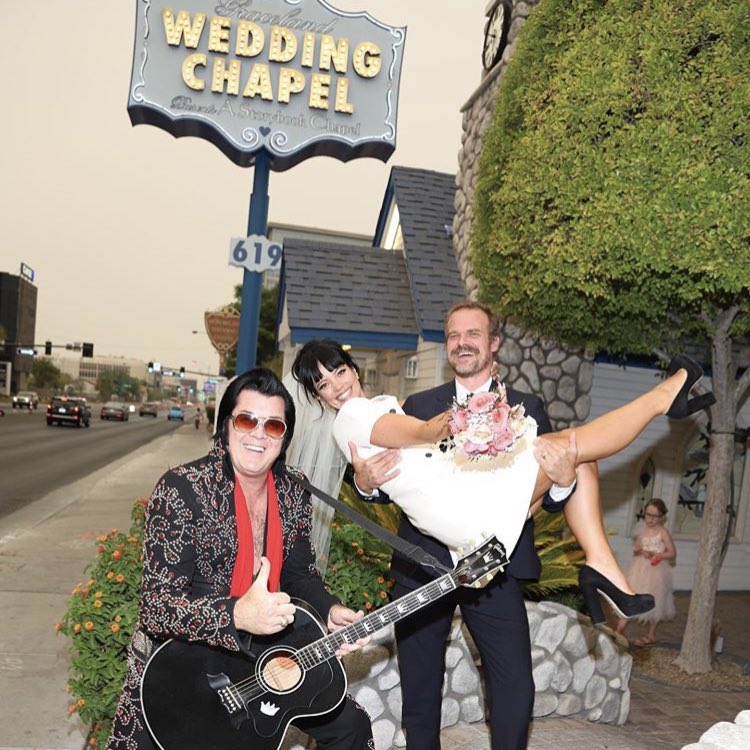 m_ollymac's tweet photo. david harbour and lily allen getting married by an elvis impersonator in vegas and eating in n out for their reception is possibly the most 2020 thing to ever happen?????? https://t.co/ddOIfkEmX8